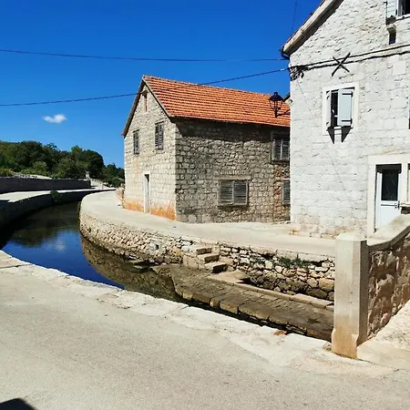 Losotovi Vrboska