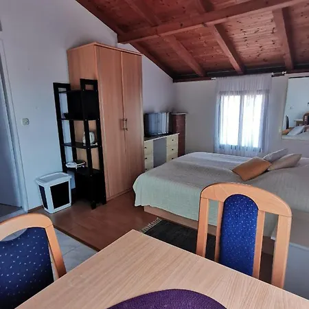 Losotovi Vrboska