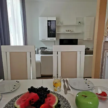 Losotovi Apartment Vrboska