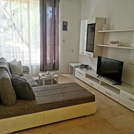 Apartment Losotovi Vrboska