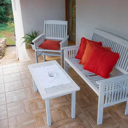 Losotovi Apartament *